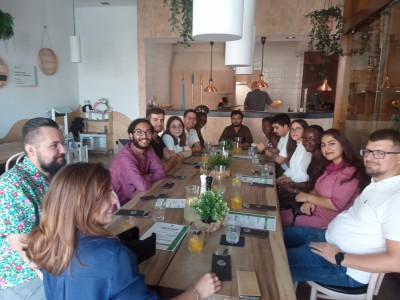 Letni program TABMED (Torun and Bydgoszcz Medical Summer Program) w Katedrze Chemii Organicznej, realizowany przez zagranicznych studentów kierunku farmacja . Kliknij, aby powiększyć zdjęcie.